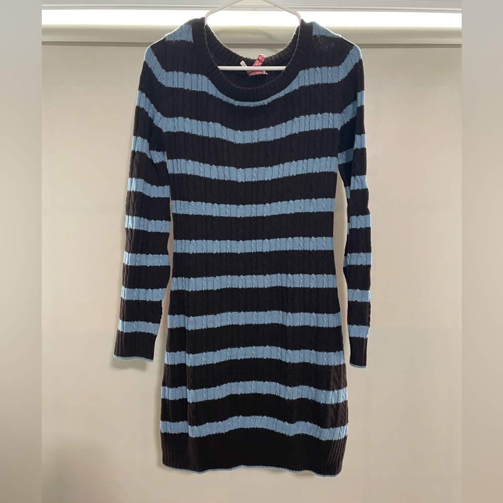 Sweater dress